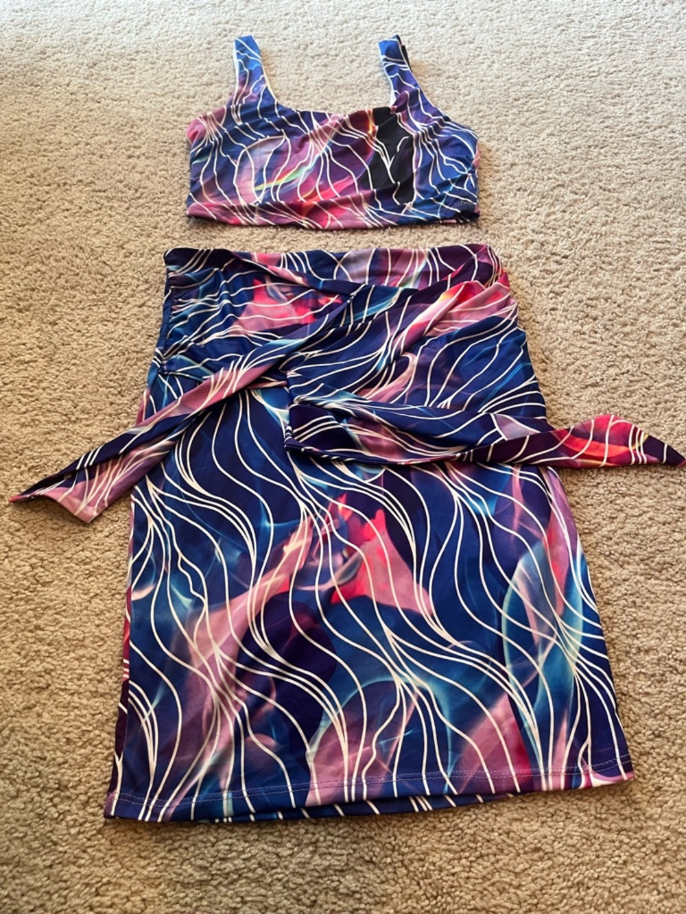 Two-Piece Blue & Pink Abstract Wave Set